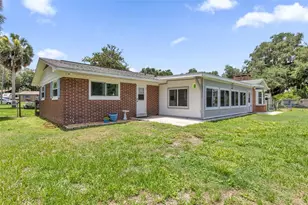 35505 Crescent Dr, Fruitland Park, FL 34731 - Photo 31