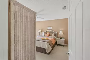 867 Oviedo Rd, Lady Lake, FL 32159 - Photo 17