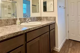 810 Roseapple Ave, Lady Lake, FL 32159 - Photo 13