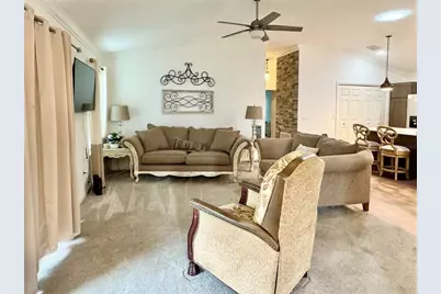 810 Roseapple Avenue, Lady Lake, FL 32159 - Photo 3
