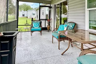 810 Roseapple Ave, Lady Lake, FL 32159 - Photo 19