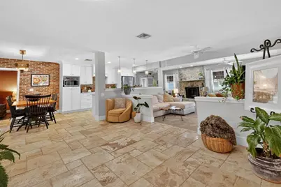 414 W 12th Avenue, Mount Dora, FL 32757 - Photo 11
