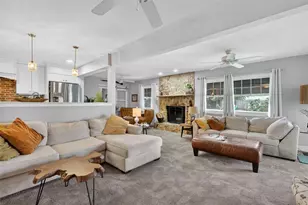 414 W 12th Ave, Mount Dora, FL 32757 - Photo 17