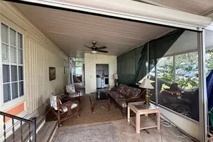 24 N Bobwhite Rd, Wildwood, FL 34785 - Photo 17