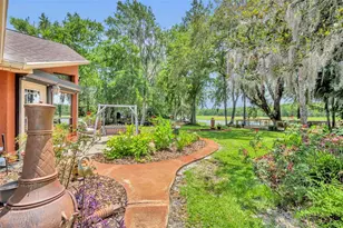 4885 Cr 307, Lake Panasoffkee, FL 33538 - Photo 47