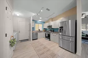 1133 Del Toro Dr, Lady Lake, FL 32159 - Photo 13