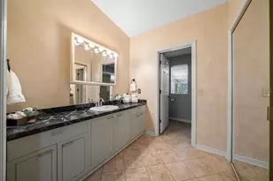 1133 Del Toro Dr, Lady Lake, FL 32159 - Photo 21