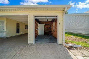 1133 Del Toro Dr, Lady Lake, FL 32159 - Photo 35