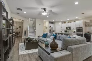 16742 Abbey Hill Ct, Clermont, FL 34711 - Photo 3