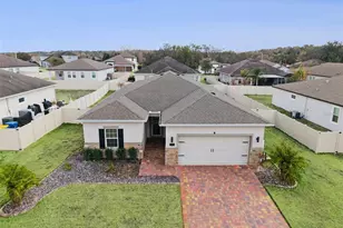 236 Messina Pl, Howey in the Hills, FL 34737 - Photo 3
