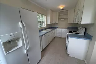 2301 E Warm Springs Ave, Coleman, FL 33521 - Photo 11