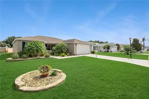 1575 Hollyberry Pl, The Villages, FL 32162 - Photo 7