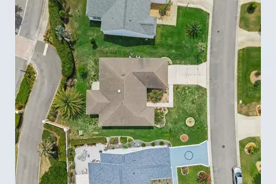 1575 Hollyberry Place, The Villages, FL 32162 - Photo 39