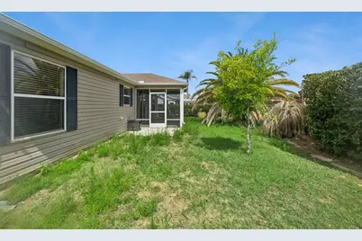 1575 Hollyberry Place, The Villages, FL 32162 - Photo 37