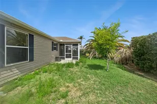 1575 Hollyberry Pl, The Villages, FL 32162 - Photo 37