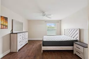 1575 Hollyberry Pl, The Villages, FL 32162 - Photo 23