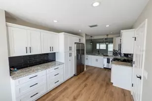 2264 Margarita Dr, The Villages, FL 32159 - Photo 5