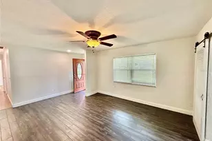 124 Bishop St, Auburndale, FL 33823 - Photo 9