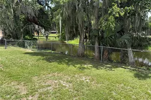 1141 Co Rd 457, Lake Panasoffkee, FL 33538 - Photo 13