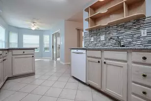 419 Ranchwood Dr, Leesburg, FL 34748 - Photo 9