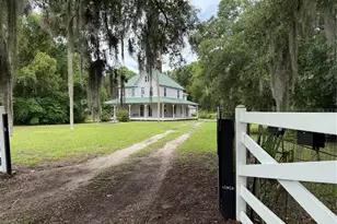 110 N Volusia Ave, Pierson, FL 32180 - Photo 5