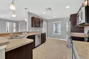 11113 Lammer Ln, Oxford, FL 34484 - Photo 7