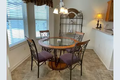 641 Stratford Lane, The Villages, FL 32162 - Photo 5