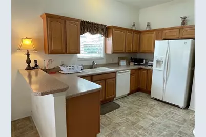 641 Stratford Lane, The Villages, FL 32162 - Photo 3