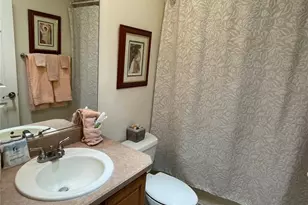 641 Stratford Ln, The Villages, FL 32162 - Photo 13