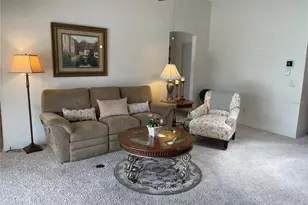 641 Stratford Ln, The Villages, FL 32162 - Photo 9
