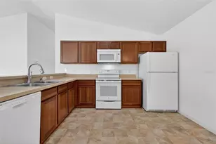 3419 Carrabelle Ct, The Villages, FL 32163 - Photo 9
