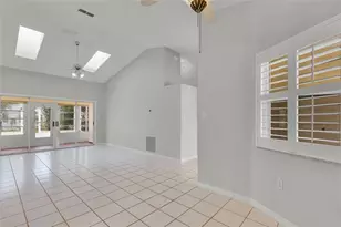 701 Glen Oaks Dr, Leesburg, FL 34748 - Photo 9