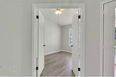 701 Glen Oaks Drive, Leesburg, FL 34748 - Photo 31