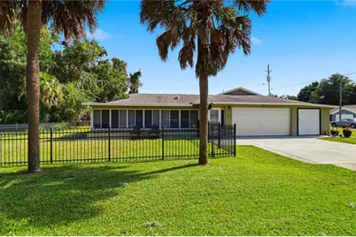 1381 Cr 446A, Lake Panasoffkee, FL 33538 - Photo 1