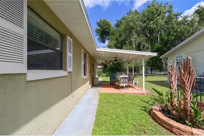 1381 Cr 446A, Lake Panasoffkee, FL 33538 - Photo 11