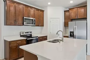 2505 Baker Ave E, Haines City, FL 33844 - Photo 5