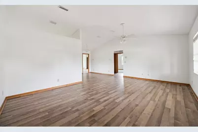 261 SE 61st Court, Ocala, FL 34472 - Photo 5
