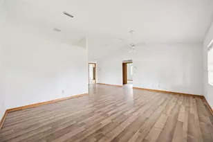 261 SE 61st Ct, Ocala, FL 34472 - Photo 5