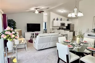 1479 Dynasty Pl, The Villages, FL 32163 - Photo 5