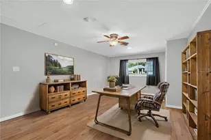 27638 Lisa Dr, Tavares, FL 32778 - Photo 35