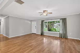 27638 Lisa Dr, Tavares, FL 32778 - Photo 7