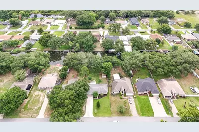 27638 Lisa Drive, Tavares, FL 32778 - Photo 41