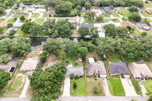 27638 Lisa Dr, Tavares, FL 32778 - Photo 41