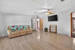 24301 Jefferson St, Astatula, FL 34705 - Photo 13