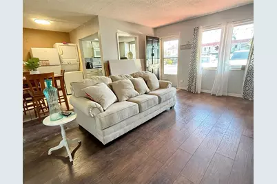 1100 Martinique Drive #105, Winter Haven, FL 33884 - Photo 3