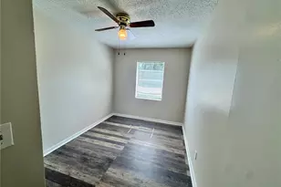1001 Crawford St, Leesburg, FL 34748 - Photo 7