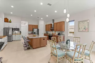 5090 Greens Dr, Lady Lake, FL 32159 - Photo 5