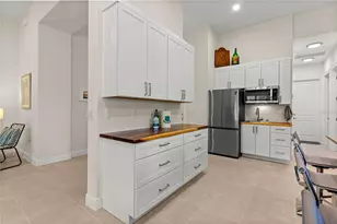 5090 Greens Dr, Lady Lake, FL 32159 - Photo 17