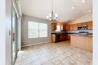 2565 Lindewood Street, The Villages, FL 32163 - Photo 9