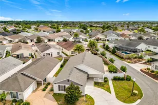 2565 Lindewood St, The Villages, FL 32163 - Photo 3